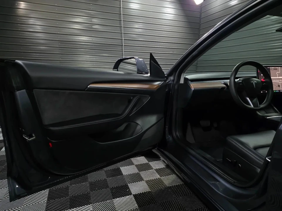 2023 Tesla Model 3 - Image 13 of 21