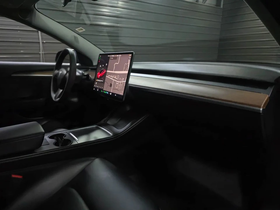 2023 Tesla Model 3 - Image 12 of 12