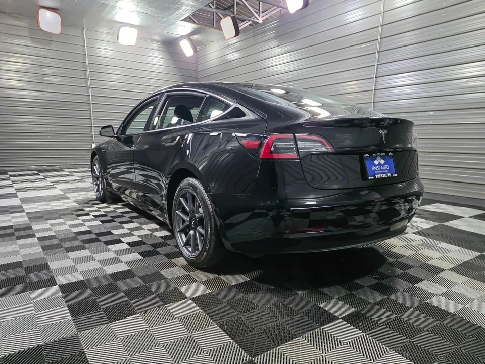 2023 Tesla Model 3 - Image 7 of 12