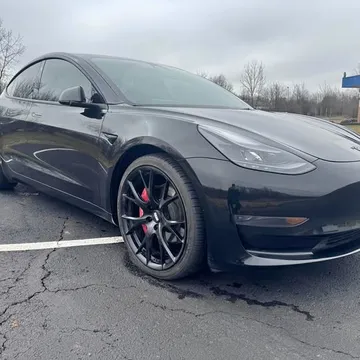 2023 Tesla Model 3 Standard Range
