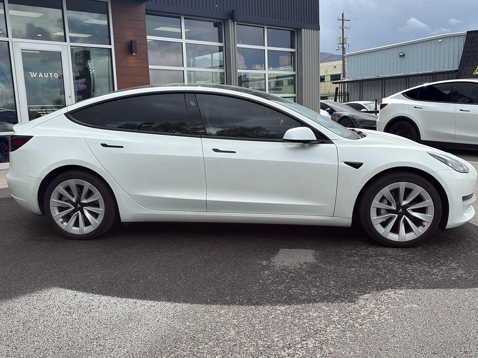 2023 Tesla Model 3 - Image 9 of 21