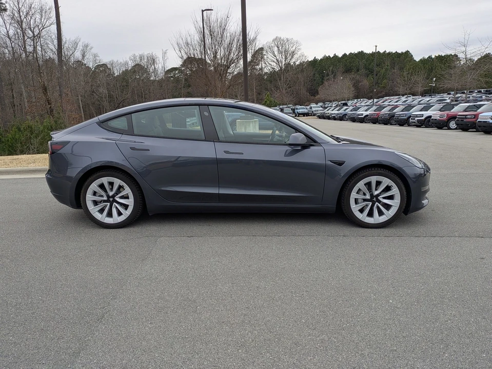 2023 Tesla Model 3 - Image 3 of 12