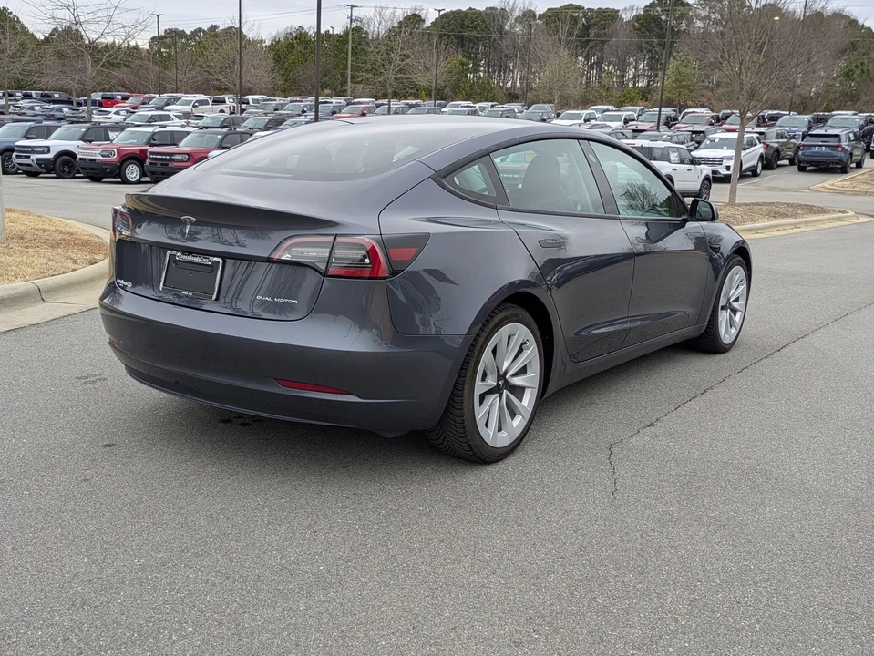 2023 Tesla Model 3 - Image 4 of 12