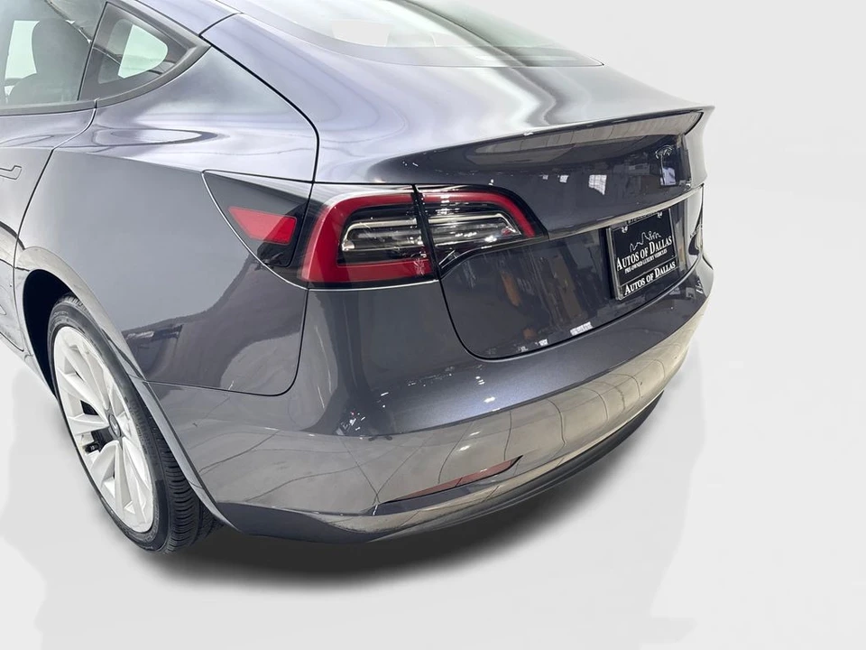 2023 Tesla Model 3 - Image 19 of 31