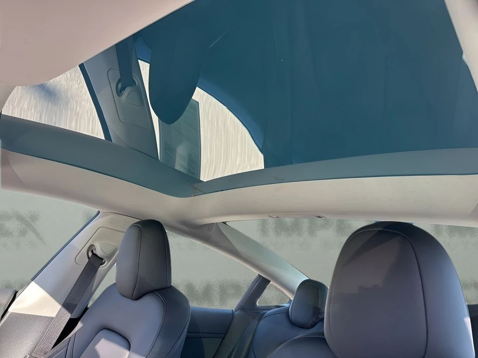 2023 Tesla Model 3 - Image 11 of 12