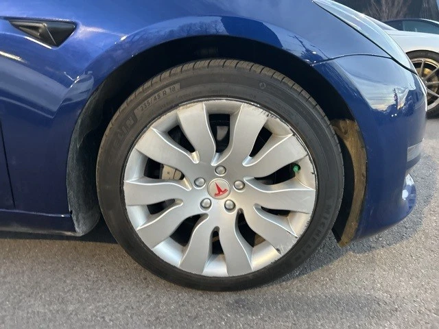 2023 Tesla Model 3 - Image 10 of 21