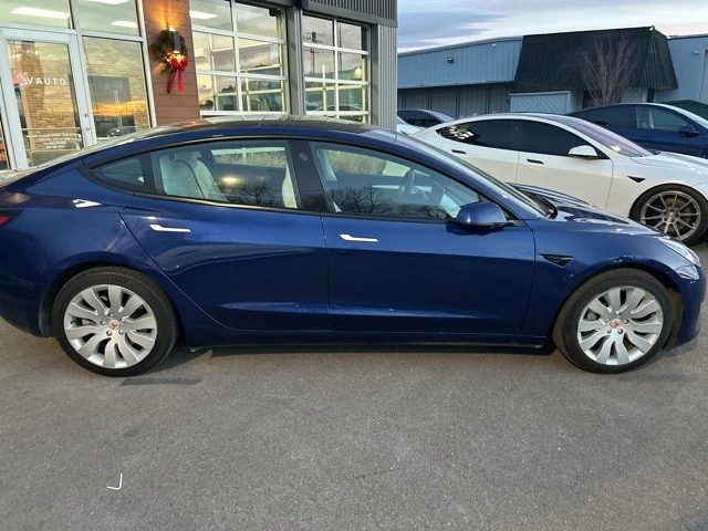 2023 Tesla Model 3 - Image 9 of 21