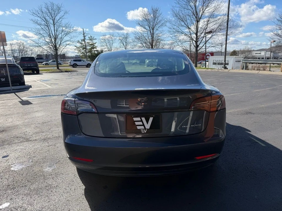 2023 Tesla Model 3 - Image 4 of 15