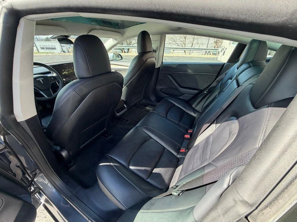 2023 Tesla Model 3 - Image 9 of 15