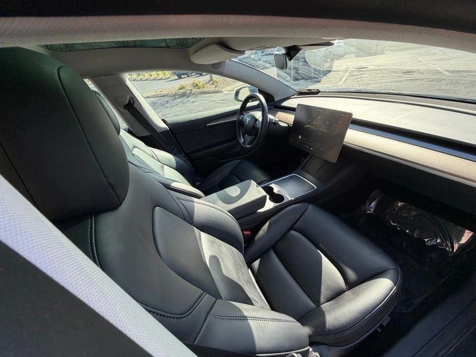 2023 Tesla Model 3 - Image 11 of 15