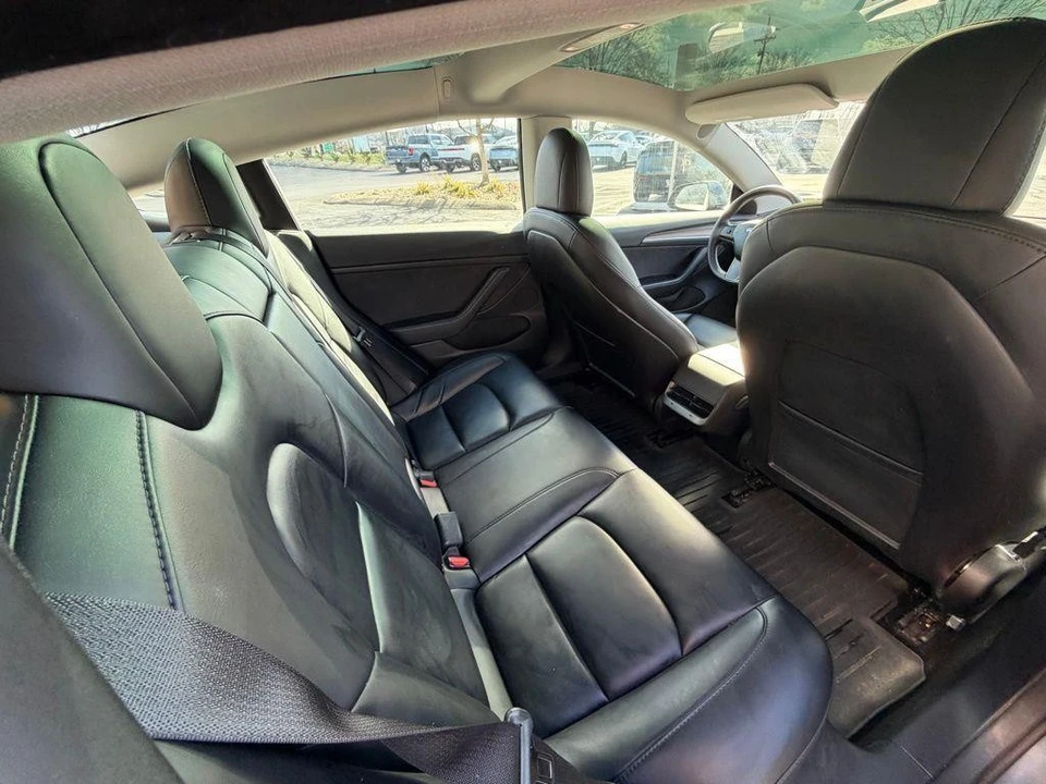 2023 Tesla Model 3 - Image 13 of 15