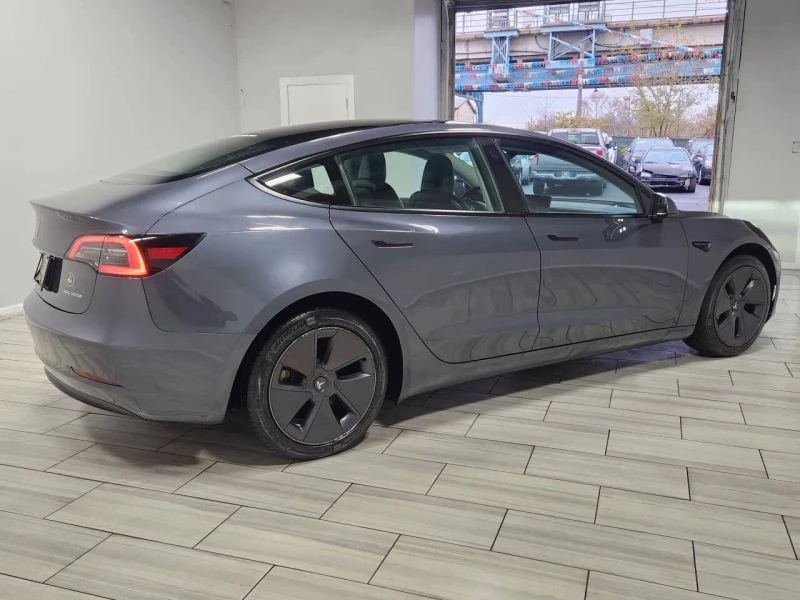 2023 Tesla Model 3 - Image 5 of 12