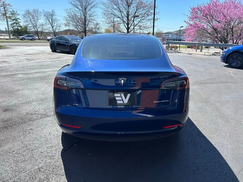 2023 Tesla Model 3 - Image 6 of 17