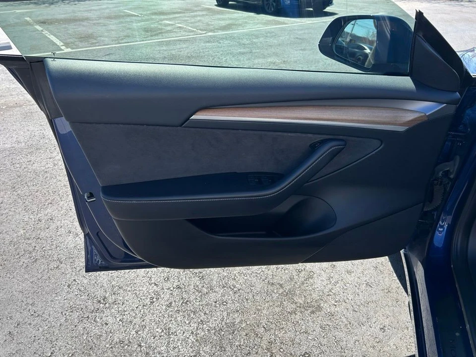 2023 Tesla Model 3 - Image 14 of 17