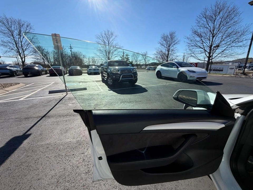 2023 Tesla Model 3 - Image 6 of 15