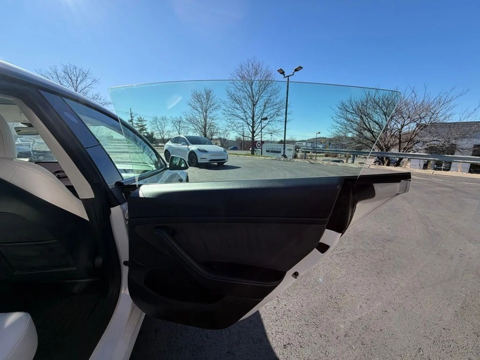 2023 Tesla Model 3 - Image 13 of 15