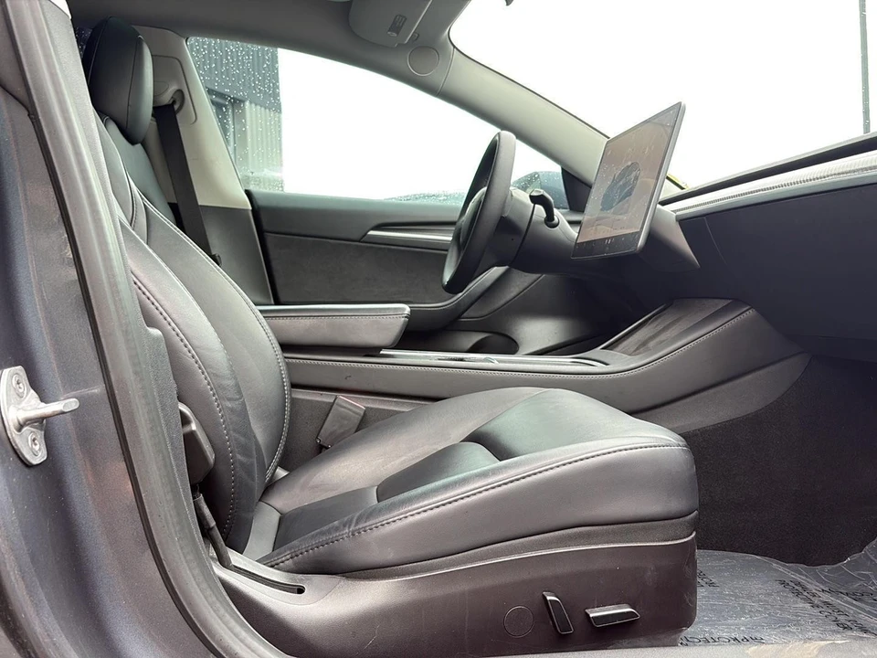 2023 Tesla Model 3 - Image 26 of 27