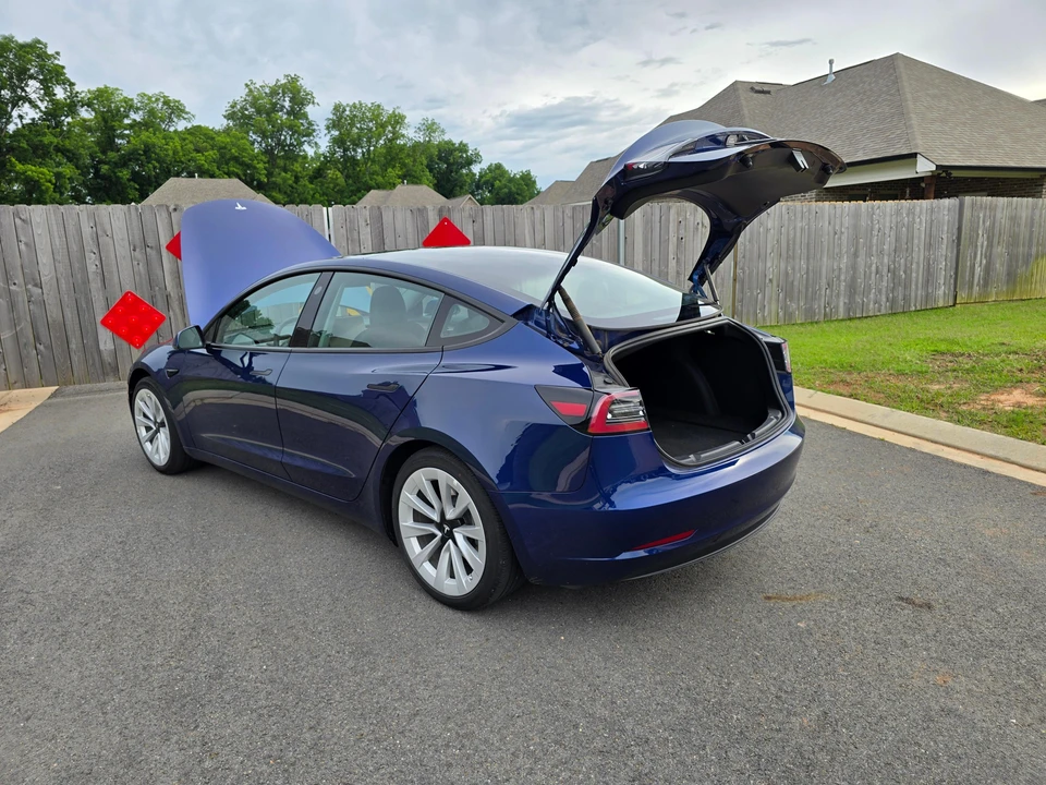 2023 Tesla Model 3 - Image 14 of 31