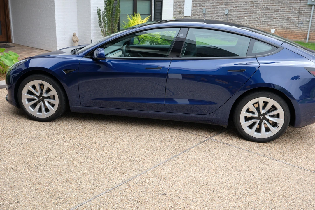 2023 Tesla Model 3 - Image 7 of 31