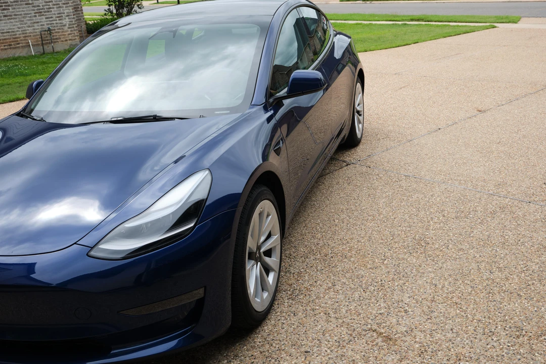 2023 Tesla Model 3 - Image 23 of 31