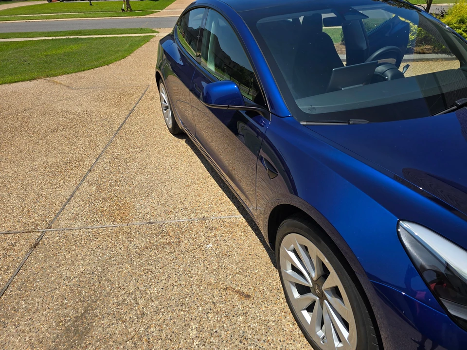 2023 Tesla Model 3 - Image 21 of 31