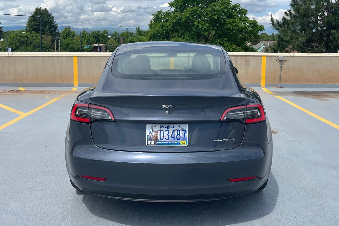 2023 Tesla Model 3 - Image 5 of 31