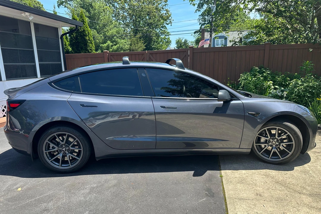2023 Tesla Model 3 - Image 3 of 31