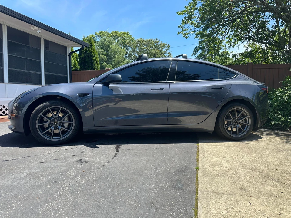 2023 Tesla Model 3 - Image 9 of 31