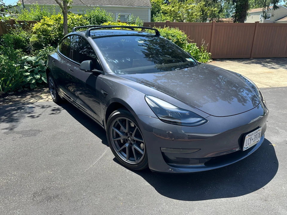 2023 Tesla Model 3 - Image 18 of 31