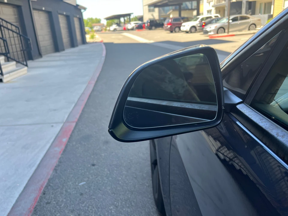 2023 Tesla Model 3 - Image 27 of 31