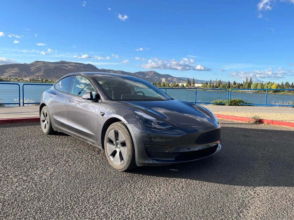 2023 Tesla Model 3 - Image 22 of 31