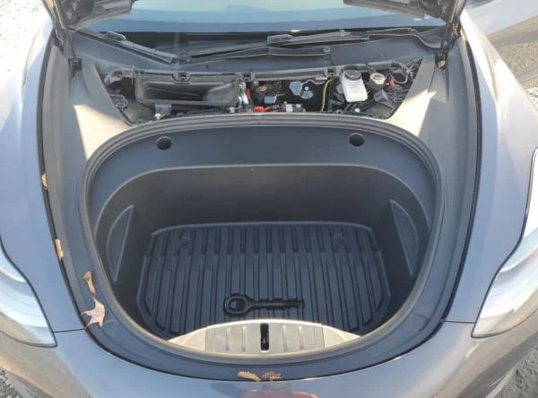 2023 Tesla Model 3 - Image 11 of 12
