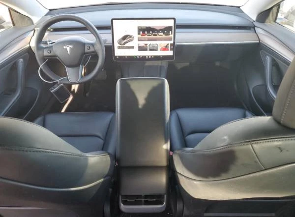2023 Tesla Model 3 - Image 8 of 12