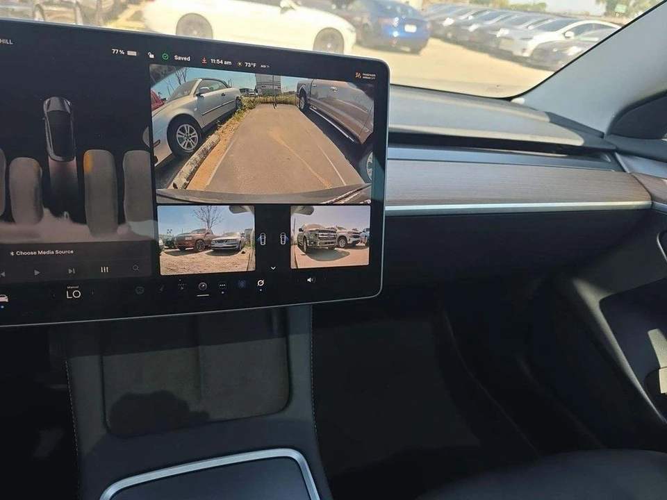 2023 Tesla Model 3 - Image 6 of 10