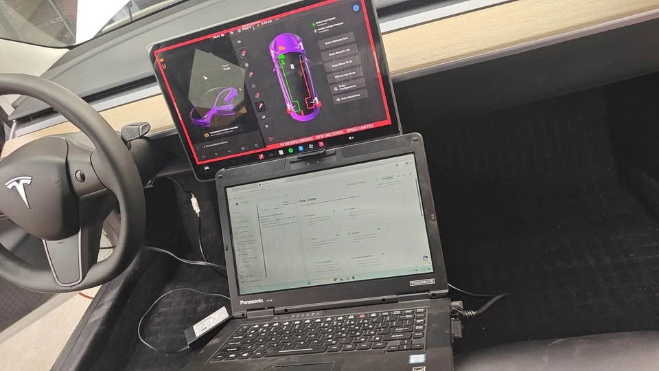 2023 Tesla Model 3 - Image 14 of 14