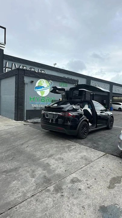 2023 Tesla Model 3 - Image 3 of 14