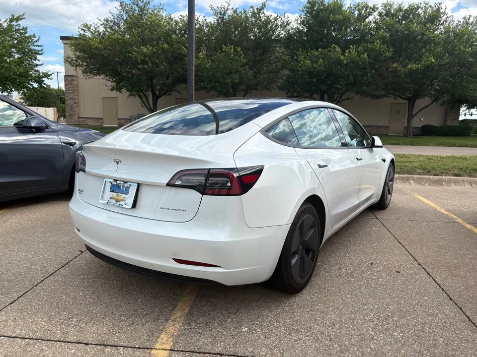 2023 Tesla Model 3 - Image 3 of 8