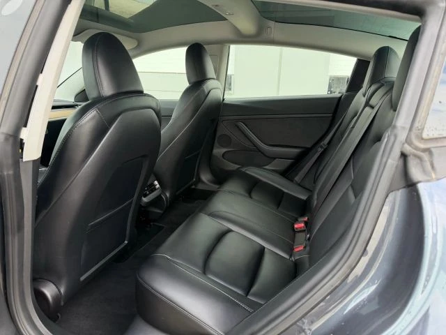 2023 Tesla Model 3 - Image 12 of 21