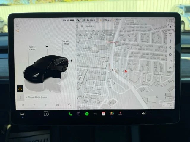 2023 Tesla Model 3 - Image 2 of 21