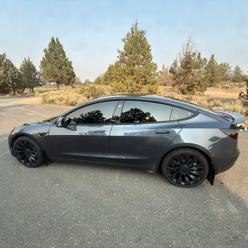 2023 Tesla Model 3 Long Range Sedan 4D
