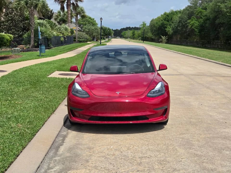 2023 Tesla Model 3 - Image 2 of 14