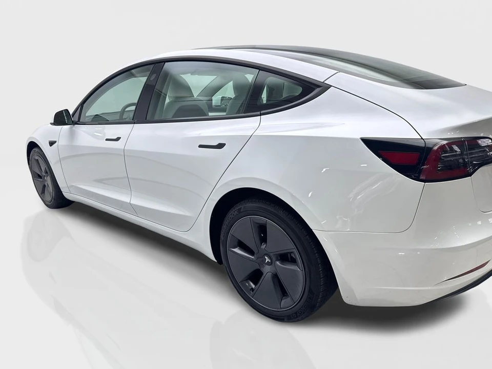 2023 Tesla Model 3 - Image 14 of 21