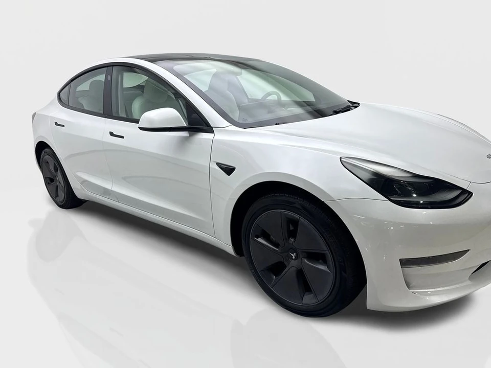 2023 Tesla Model 3 - Image 12 of 21