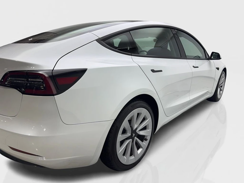 2023 Tesla Model 3 - Image 13 of 21