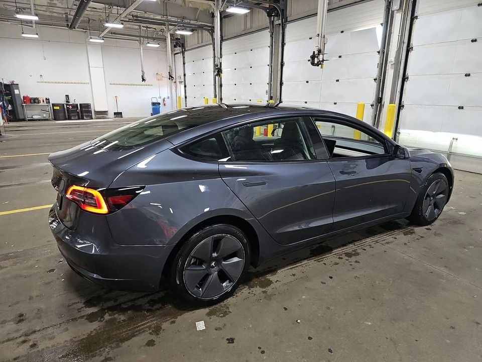 2023 Tesla Model 3 - Image 2 of 10