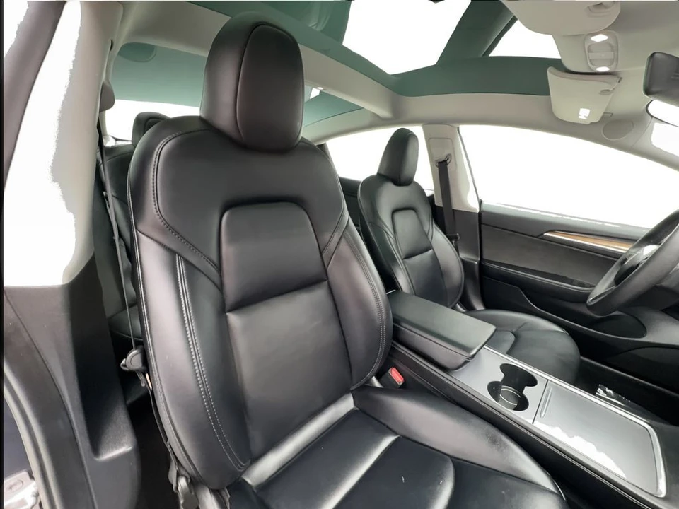 2023 Tesla Model S - Image 21 of 21