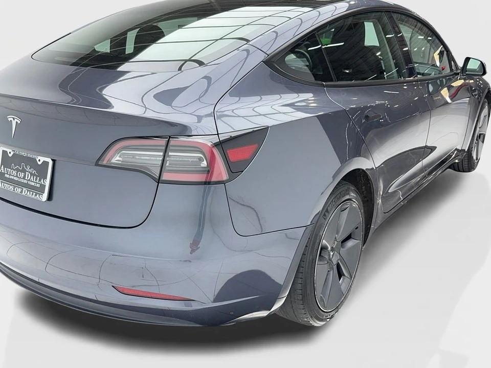 2023 Tesla Model S - Image 4 of 21