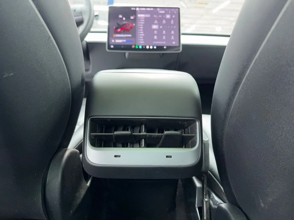 2023 Tesla Model S - Image 19 of 21