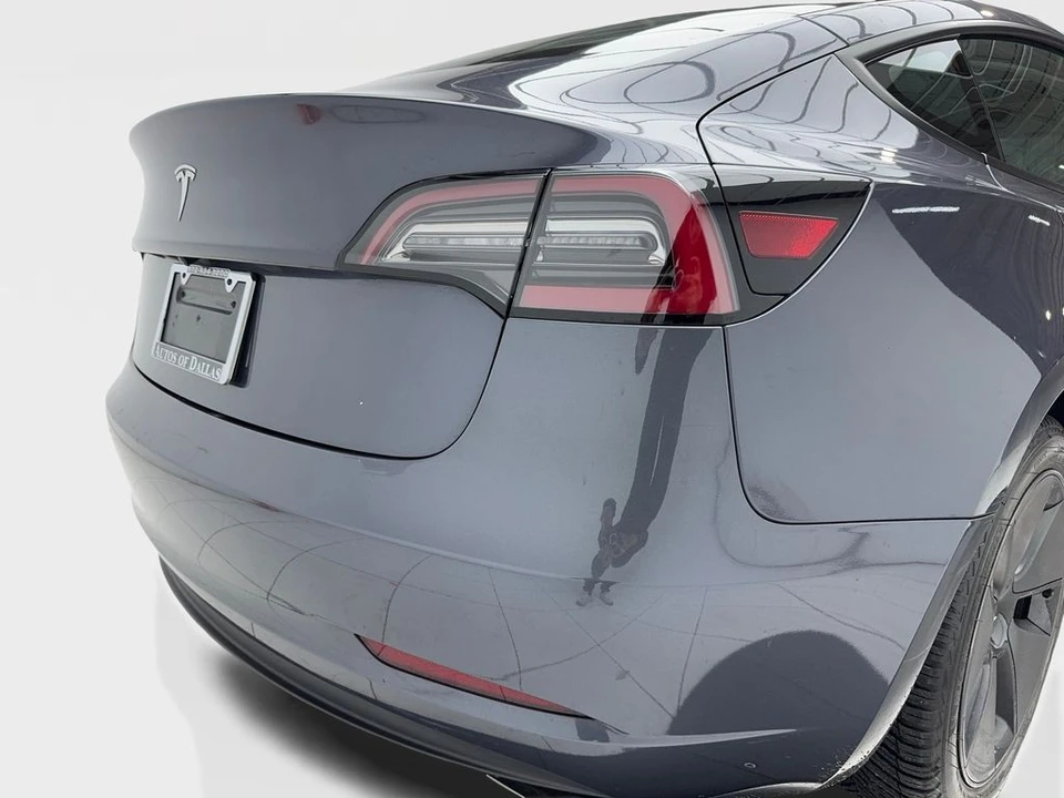 2023 Tesla Model S - Image 9 of 21
