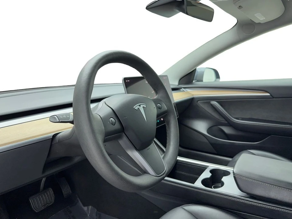 2023 Tesla Model S - Image 14 of 21